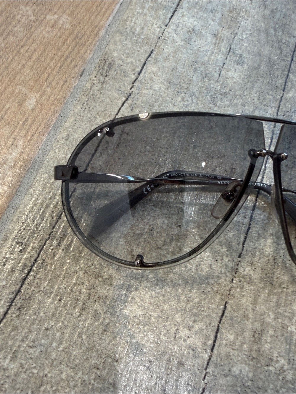 Alexander McQueen AMQ 4075/S Vintage Aviator Sunglasses - Picture 3 of 11